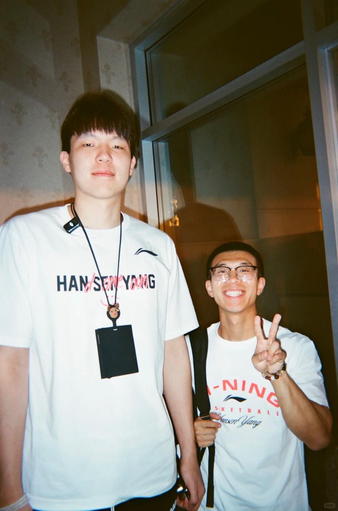 楊漢森、劉玉成翻譯：翻譯是我們的工作 希望大家對(duì)漢森多一點(diǎn)耐心